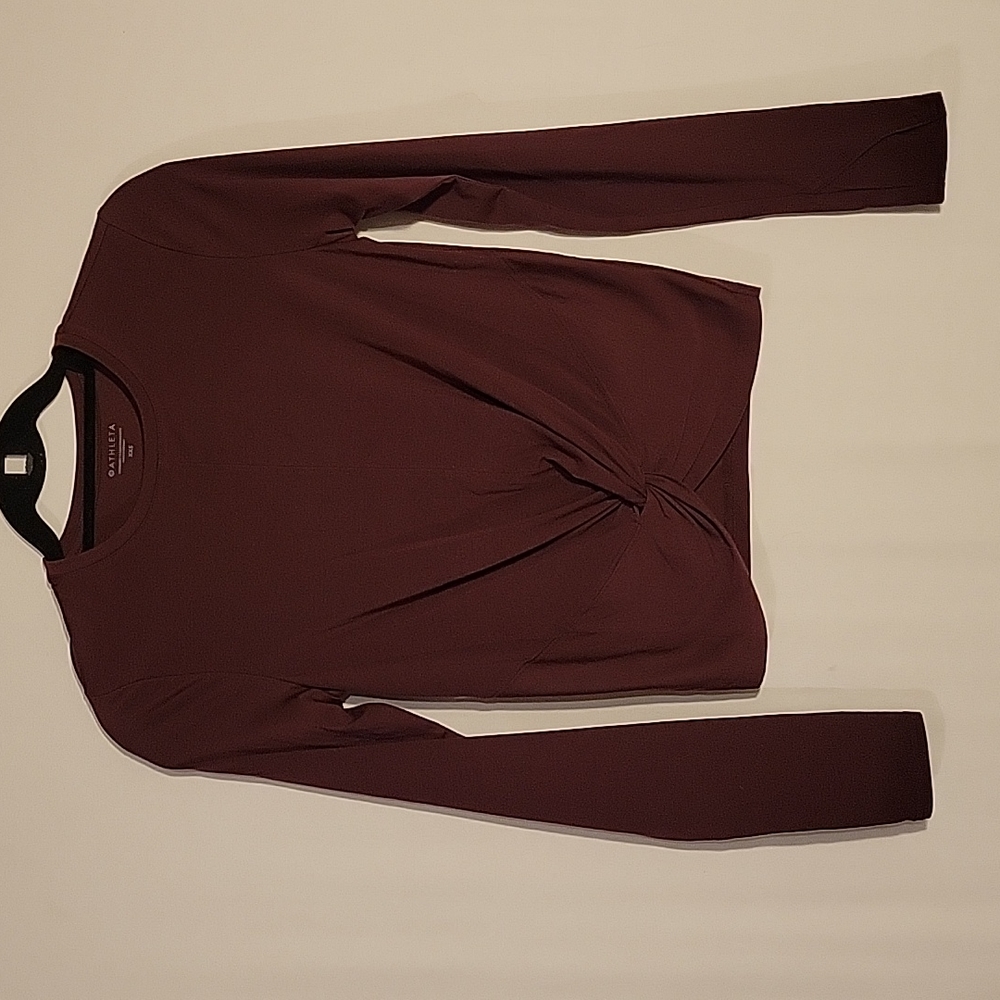 Athleta Essence Twist Knot Front Top